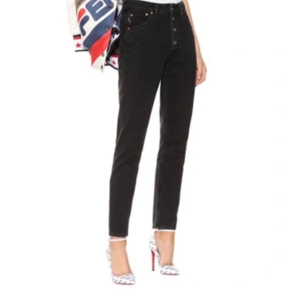 FENDI ROMA PUMPS - Picture 4 of 8